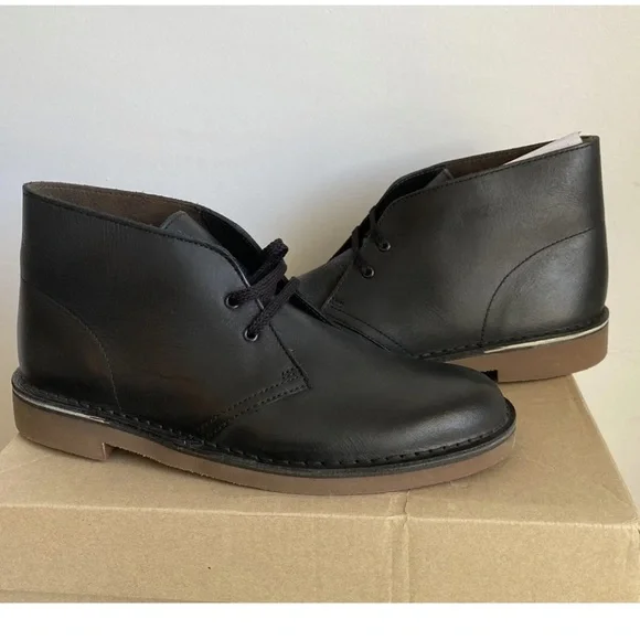 Clarks Mens Black Leather Cuir Lace-Up Chukka Boots Shoes - MEN SZ 8, 9